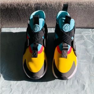 Big Kids (Youth) Nike Air Huarache